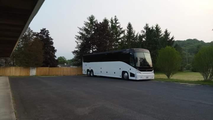 Elm Tree Motel Craryville エクステリア 写真